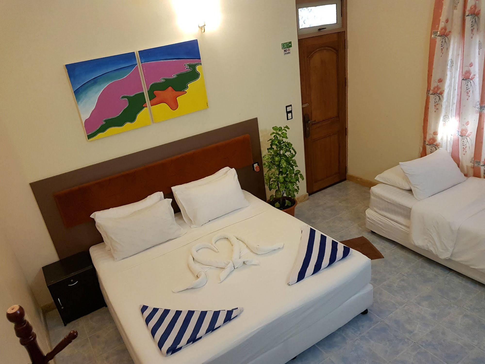 ホテル Lily Rest Maldives マーフシ エクステリア 写真